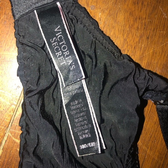 Victoria's Secret bra - Picture 7 of 7